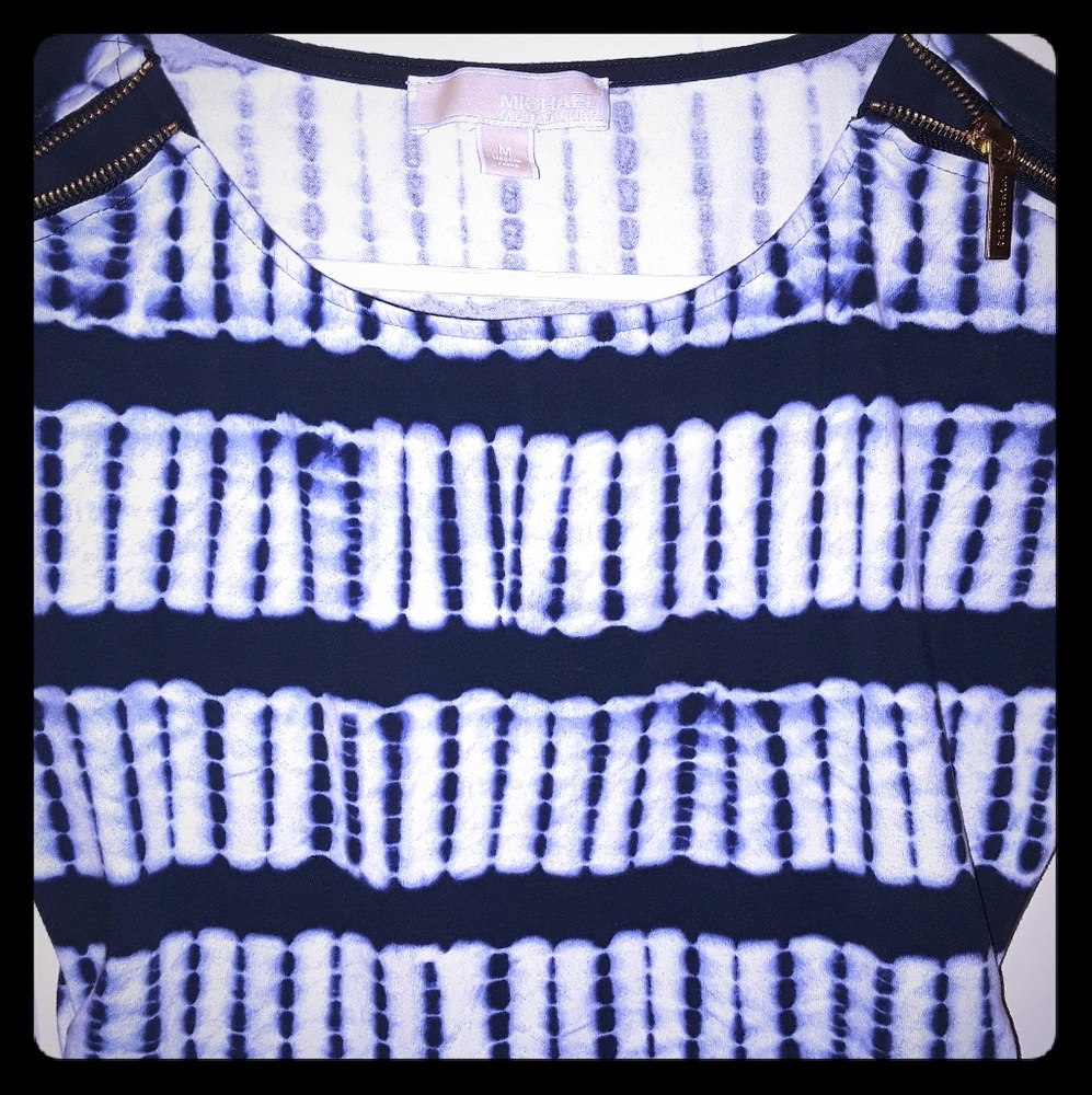 Michael Kors ruched top w/zippers